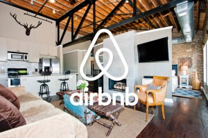 airbnb(エアービーアンドビー) にかかる手数料はいくら？